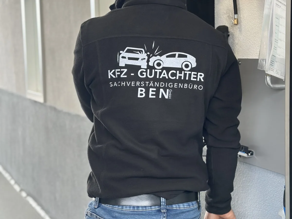 Fotodokumentation eines Kfz-Schadens durch BEN GmbH